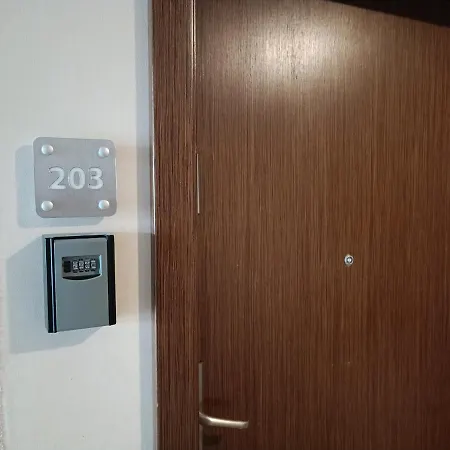 Port 203 아파트 *