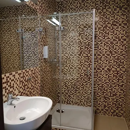 Port 203 아파트 *