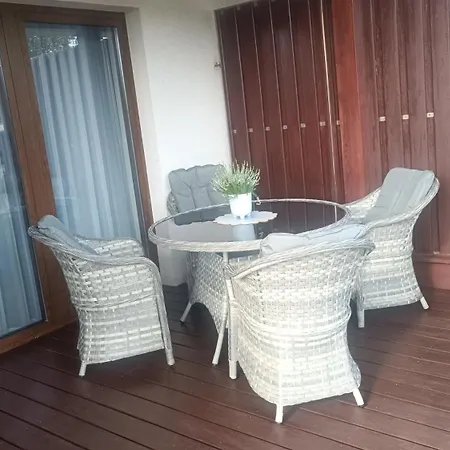 Port 203 * 오스트로다